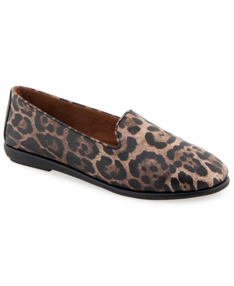 Women's Betunia Slip-On Casual Flats
