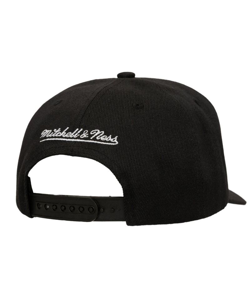 Men's Black San Antonio Spurs Tilted Pro Pinch Adjustable Hat