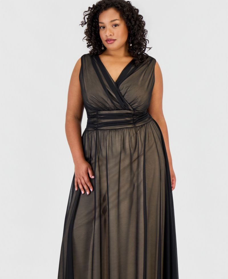 Plus Size Matte Chiffon Sleeveless V-Neck Dress