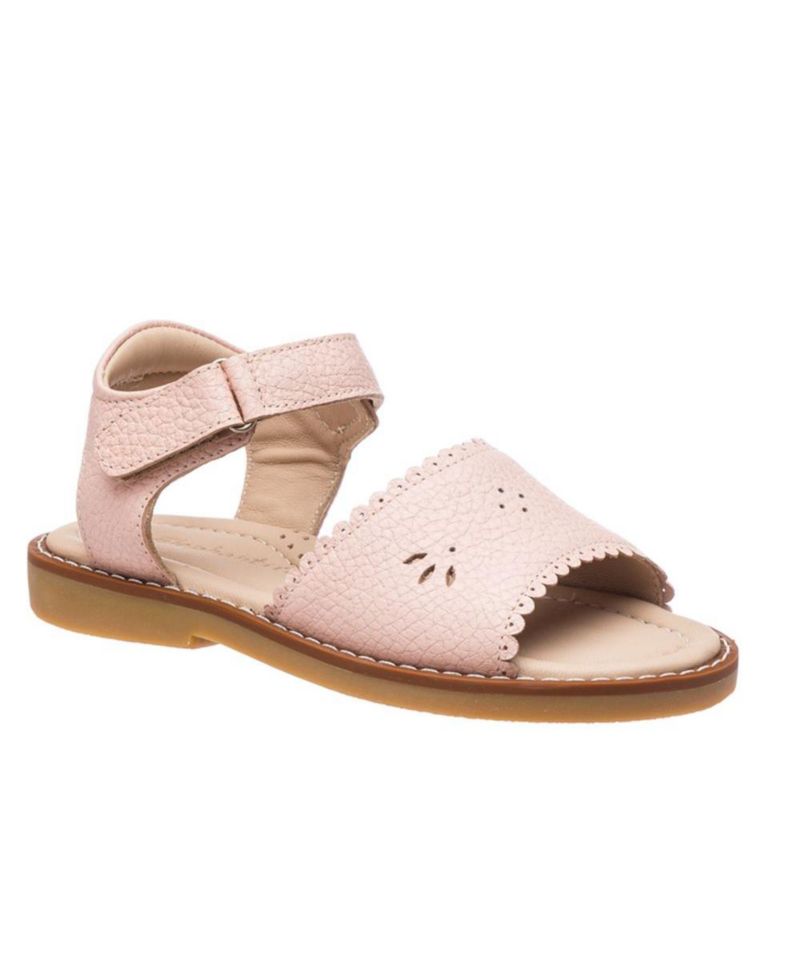 Girls Classic Sandal with Scallop