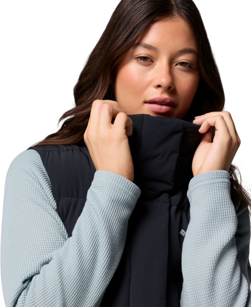 Women's Amaze Insulated Puffer Zip-Off Hood Vest
