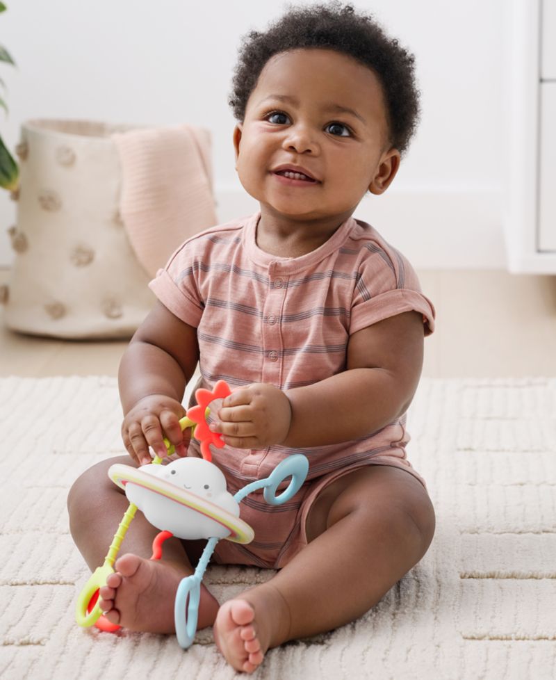 Silver Lining Cloud Pull & Play Sensory Toy