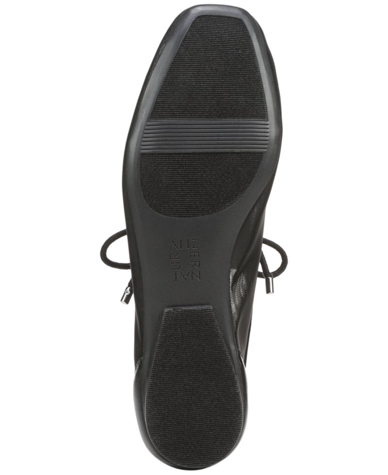 Women's Chazz Oxford Lace-Up Sneakers
