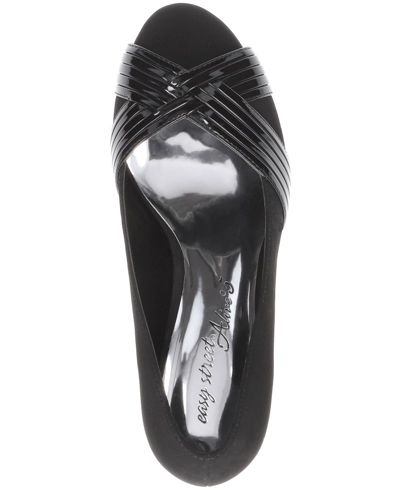Women's Lavish Platform Pumps