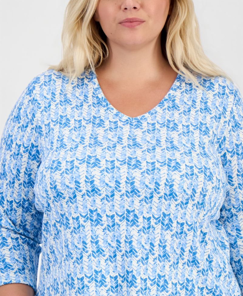 Petite Printed 3/4-Sleeve V-Neck Top