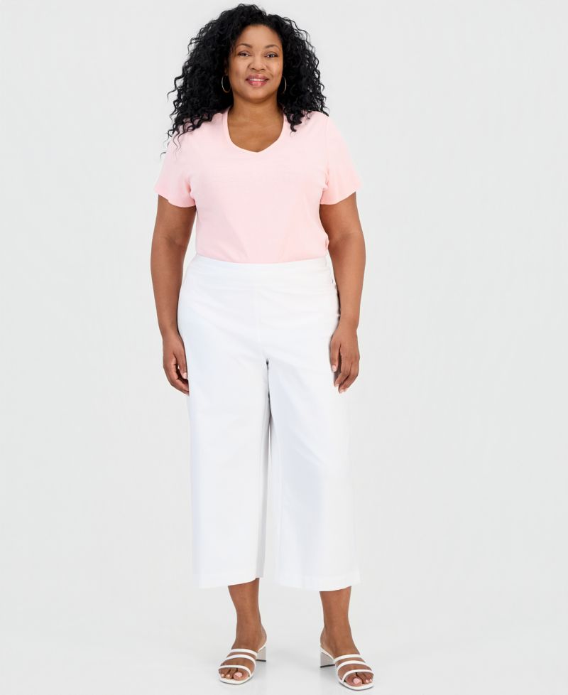 Plus Size Pull-On Wide-Leg Capri Pants