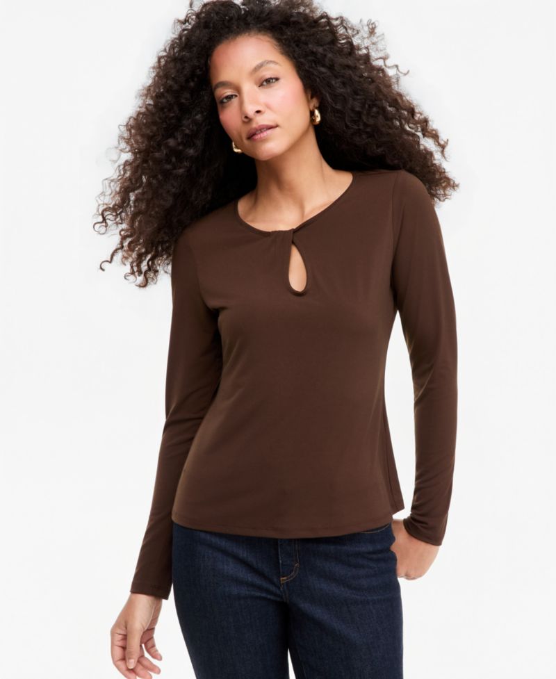 Women's Long-Sleeve Keyhole Twist Top