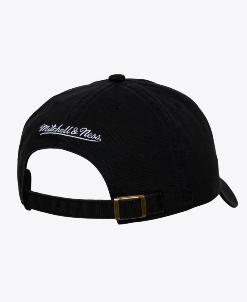 Men's and Women's Black White Chicago Cubs 1904 Strapback Adjustable Hat