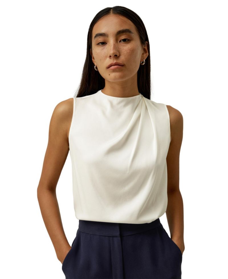 Women's Sleeveless Minimalist Regular Fit Silk Top