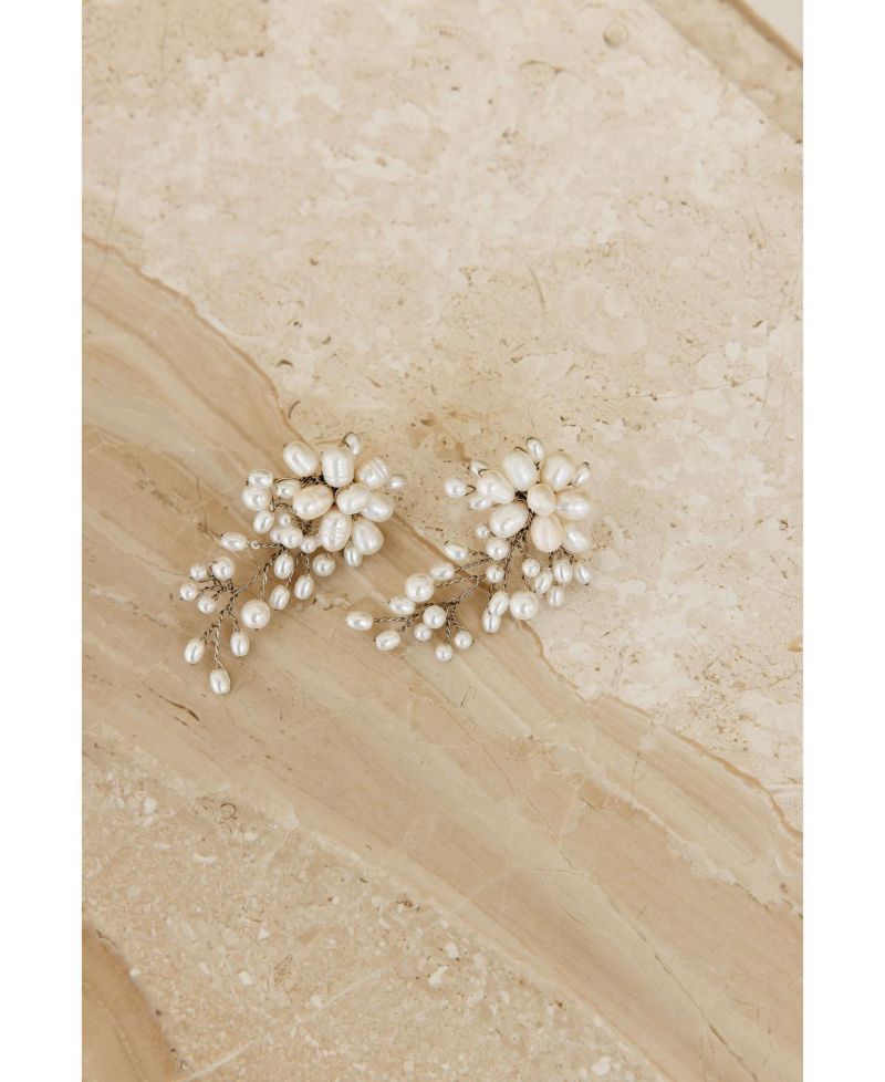 Moore Freshwater Pearl Earrings