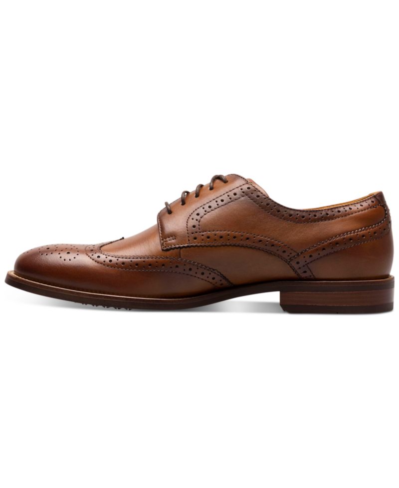 Men's Ruvo Wingtip Oxford Dress Shoes