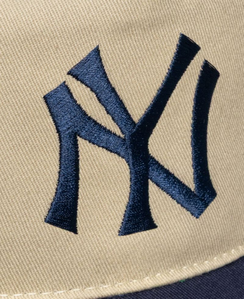 Men's Cream New York Yankees Retro Roots Deadstock Cooperstown Snapback Hat