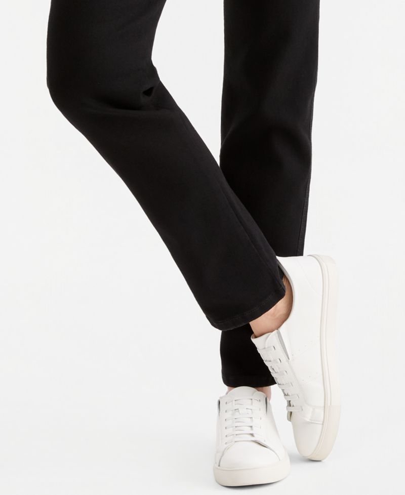 Women's Shaping Pull-On Straight Jeans