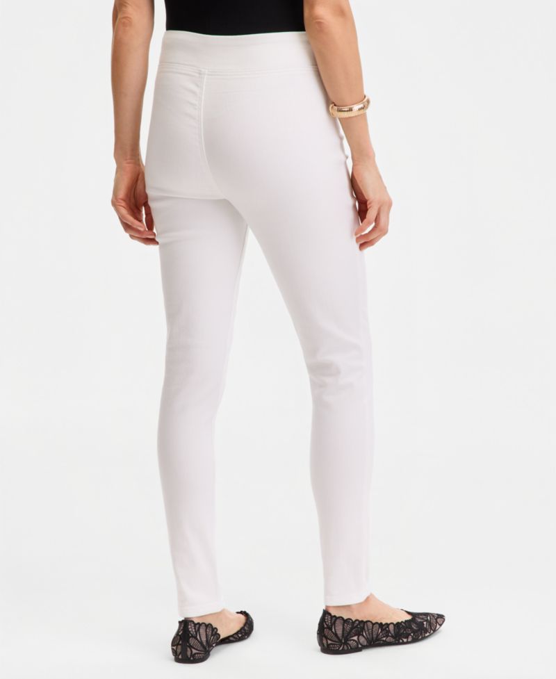 Women's Pull-On Skinny Jeans