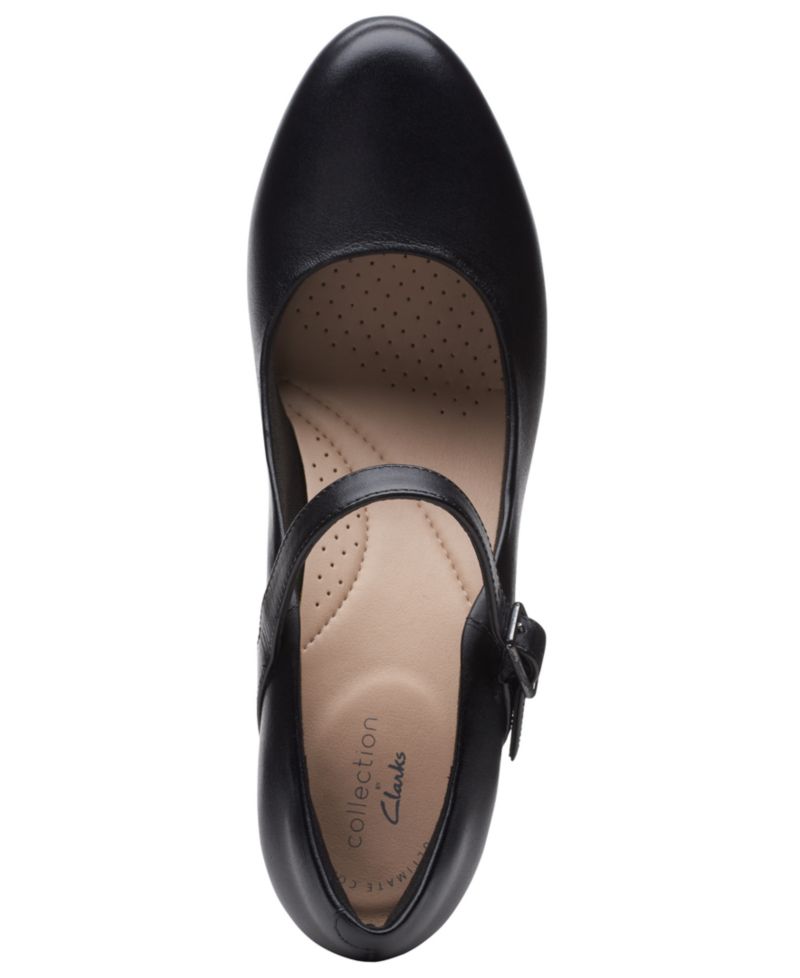 Women's Ambyr Shine Dress Shoes