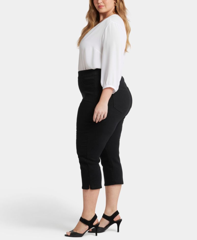 Plus Size Dakota Crop Pull-On Jeans