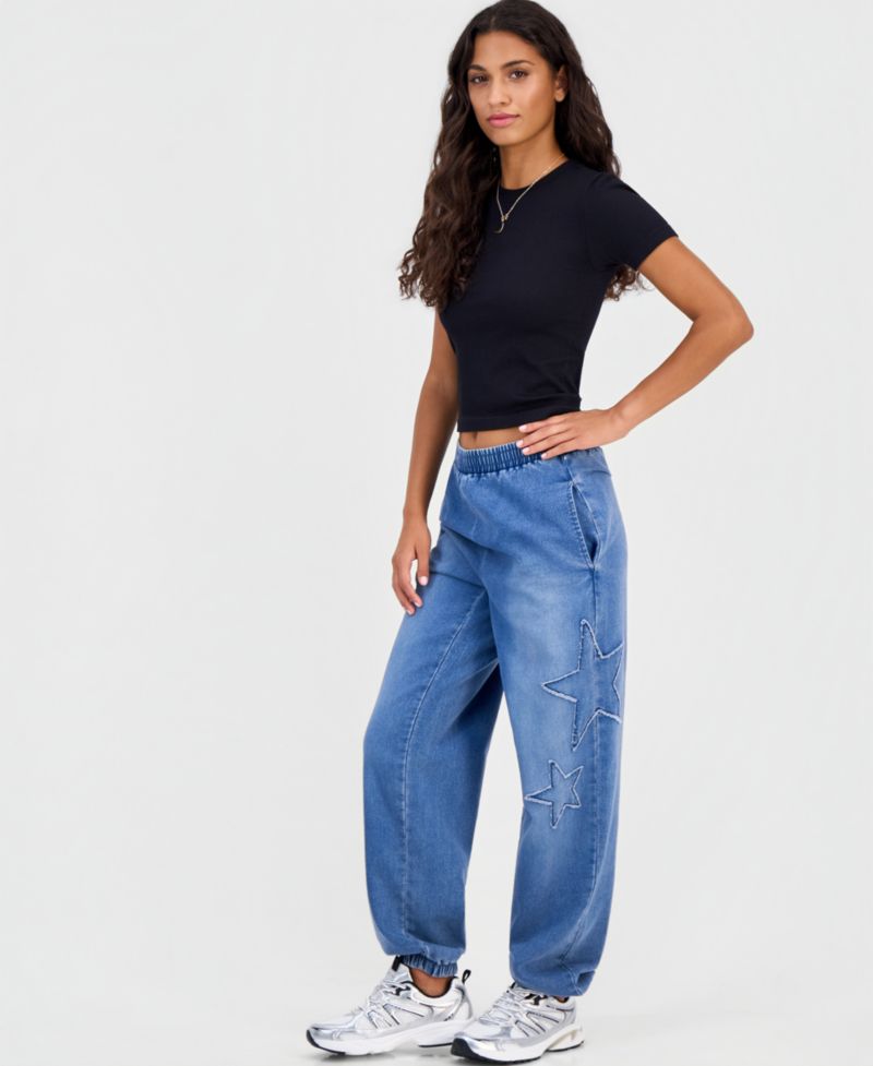 Juniors' High-Rise Star-Applique Denim Jogger