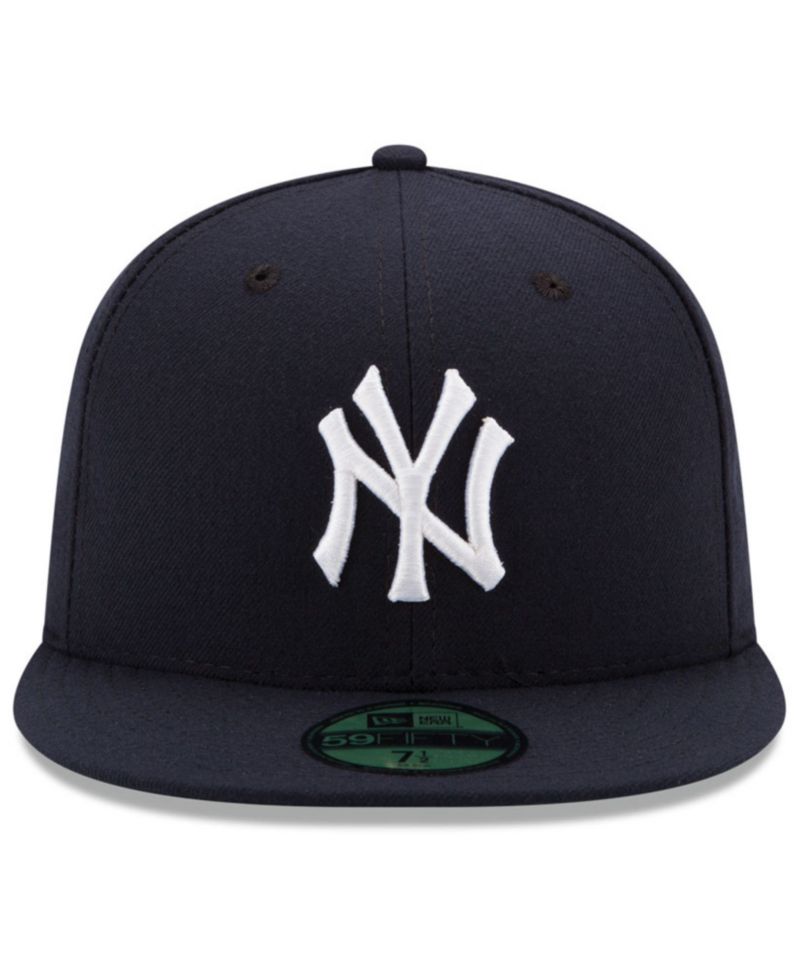 Приталенная кепка New York Yankees Authentic Collection 59FIFTY