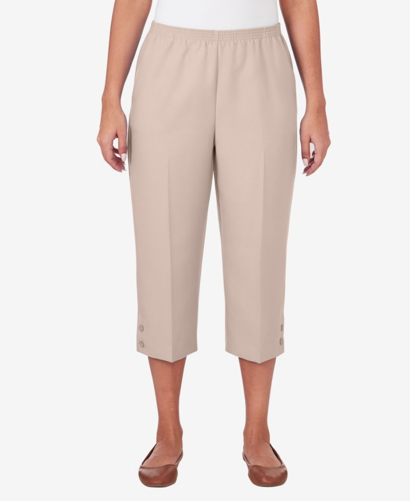 Women's Classic Button Hem Gathered Waistband Capri Pants