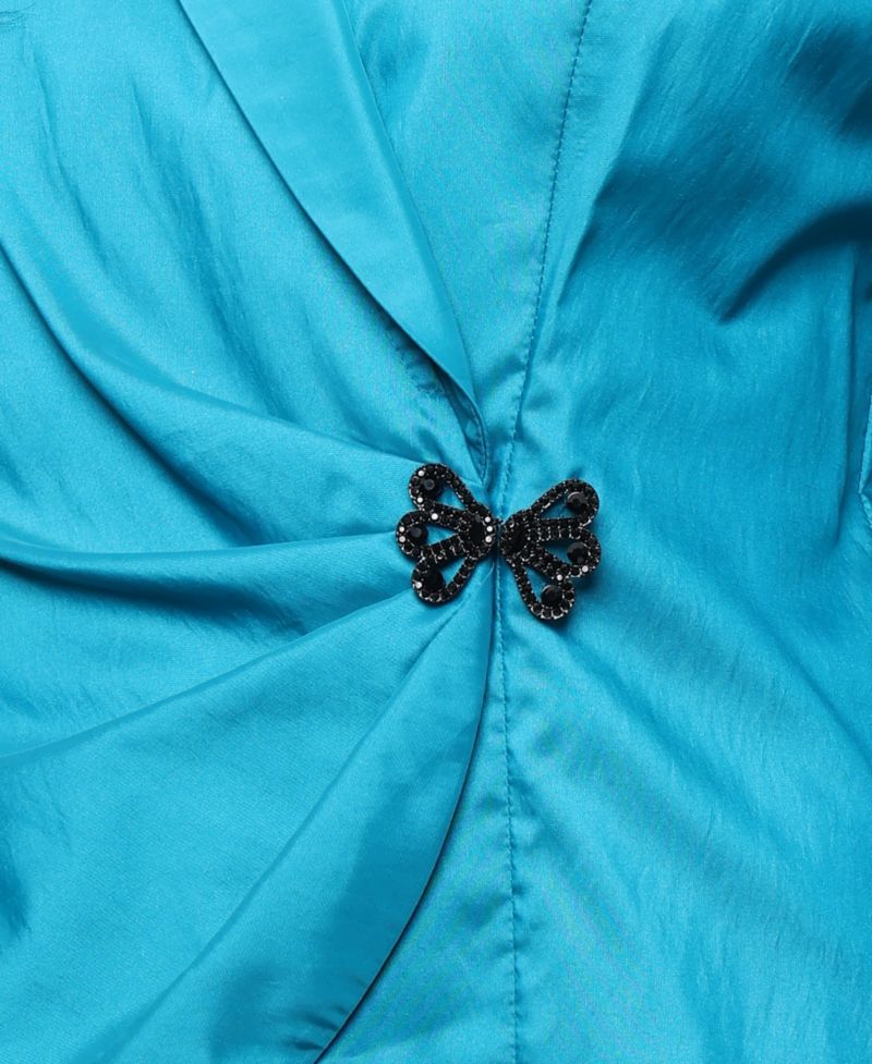 Women's Collar and Decorative Top