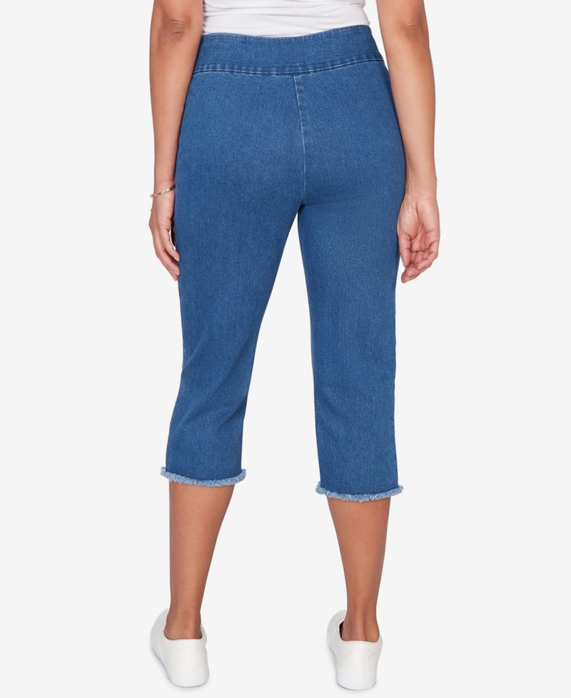 Petite Classic Super Stretch Denim Fringe Capri Pants