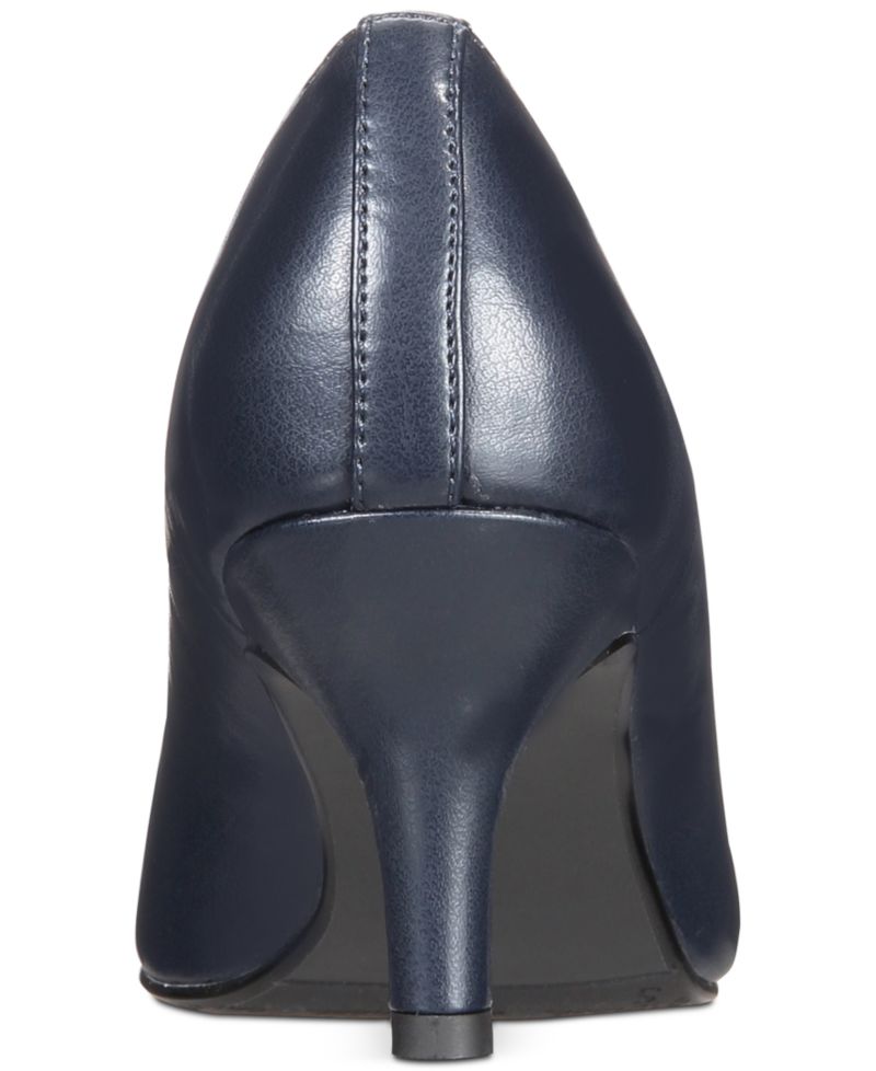Chiffon Pumps