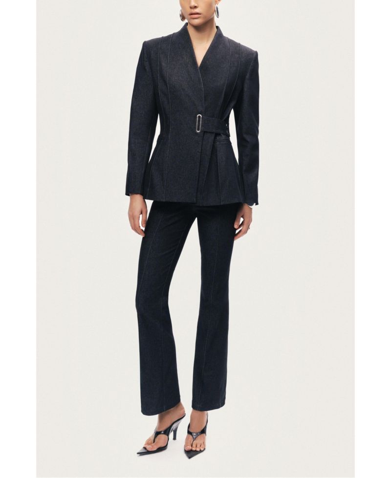 Women's Sharply Tailored Belt Detailed Blazer