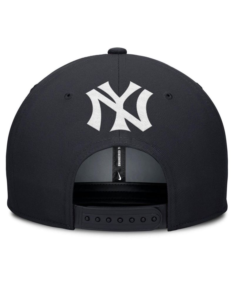 Men's Gray/Navy New York Yankees Pro Performance Snapback Hat