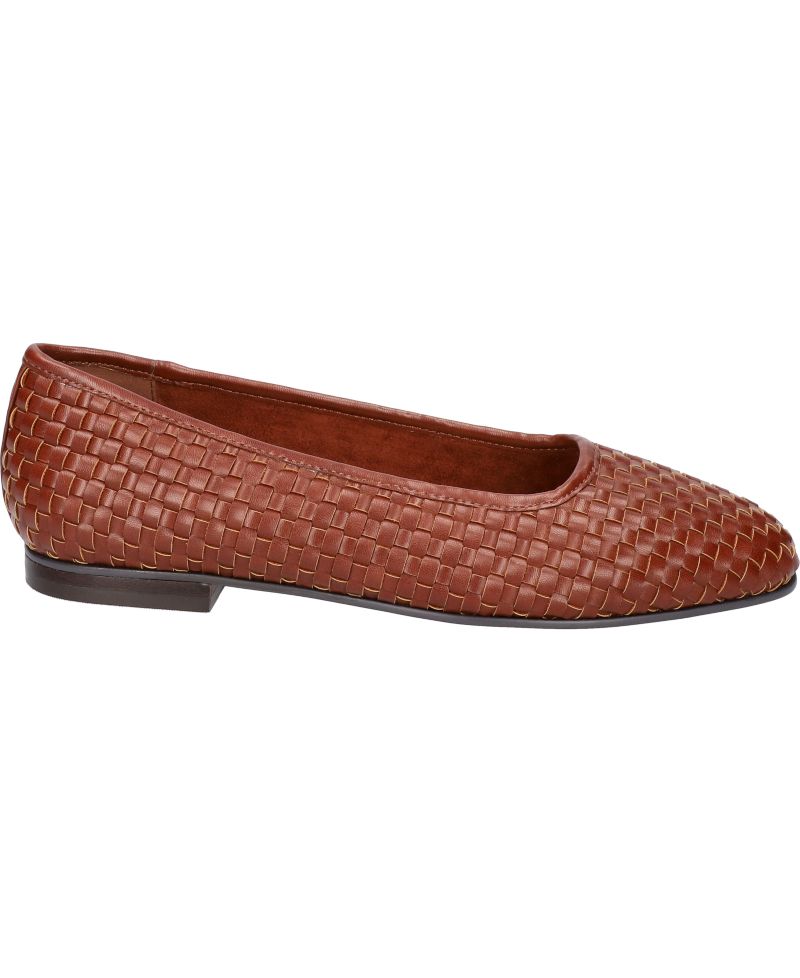 Women's Kimiko Square Toe Flats
