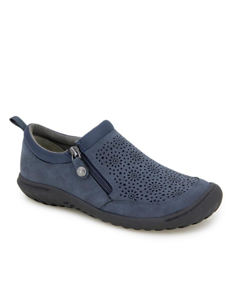 Women's Avery Closed Round Toe Casual Flats