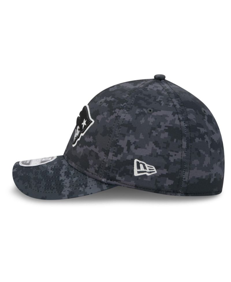 Men's Black New England Patriots 2026 Salute to Service 39THIRTY Flex Hat