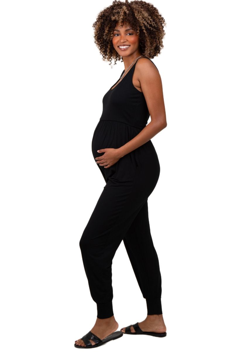 Women's Black Scoop Neck Sleeveless Jogger Jumpsuit