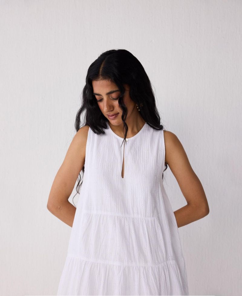Women's Embroidered Everyday Sleeveless Short Tiered Dress