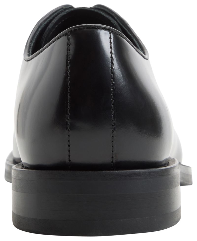 Bedford Leather-Blend Oxford Round Toe Dress Shoes