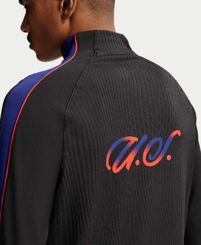 Men's Black USMNT 2026 Strike Elite Dri-FIT ADV Long Sleeve Quarter-Zip Drill Sweatshirt