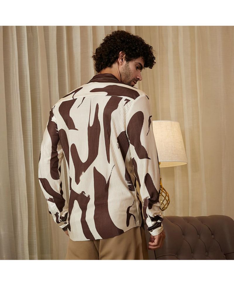 Men's Chocolate Brown & Daisy White Contour-Lines Pleated Shirt