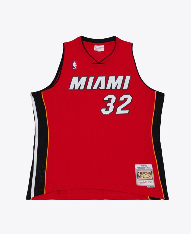 Men's Shaquille O'Neal Red Miami Heat 2005-06 Swingman Jersey
