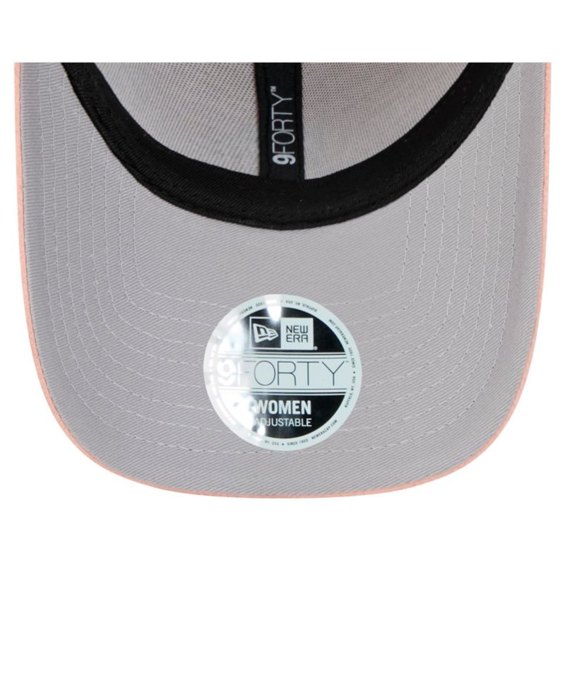 Women's Light Pink San Francisco 49ers Cozy Sherpa 9FORTY Adjustable Hat