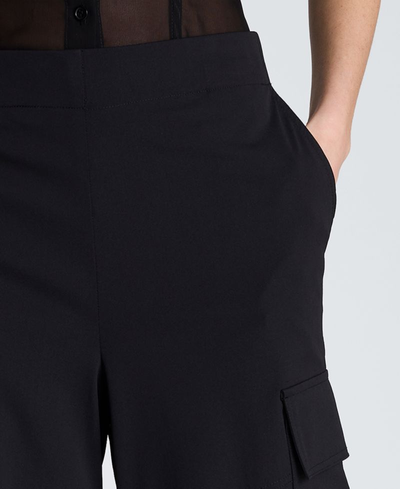 Women's Barrel Leg Cargo Pants