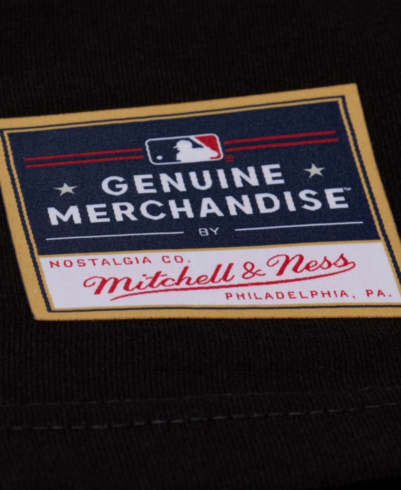 Men's Mitchell Ness Black Chicago Cubs Chrome Heritage T-Shirt