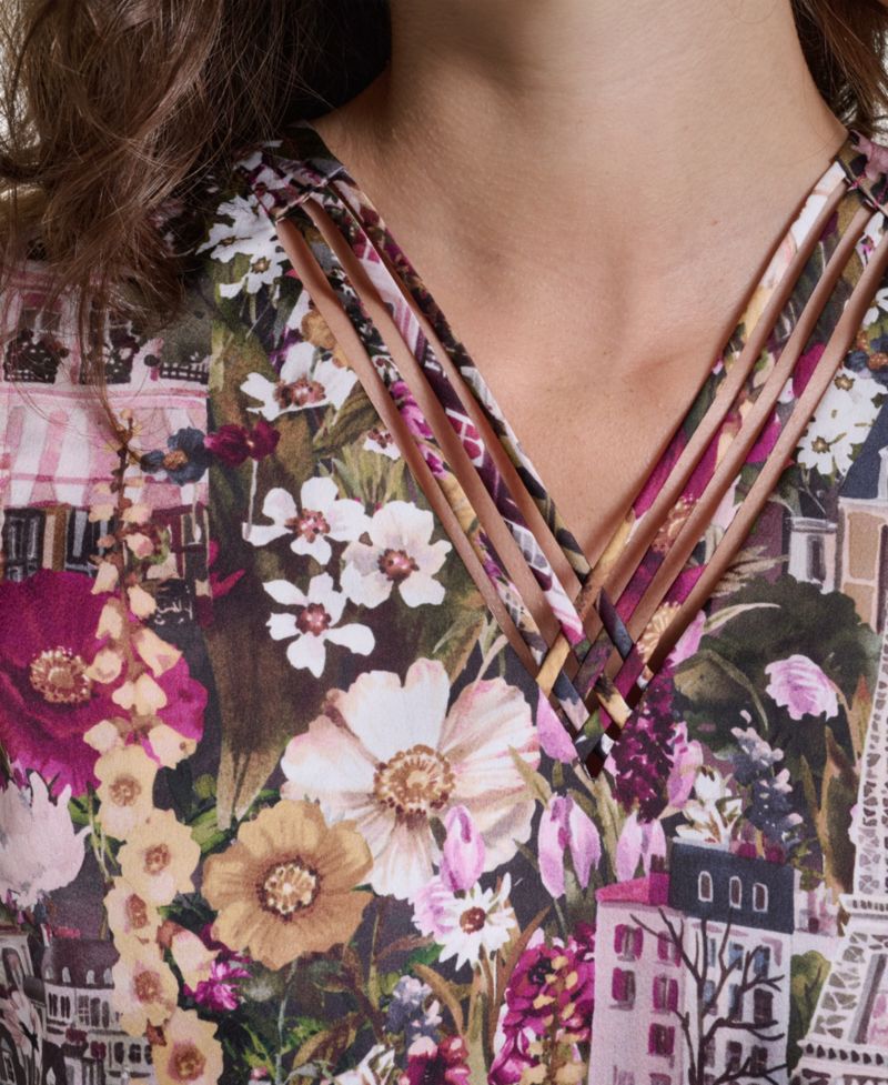 Petite Floral V-Neck Woven Blouse
