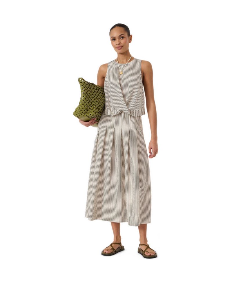Women's Sleeveless Front Knot Crop Top