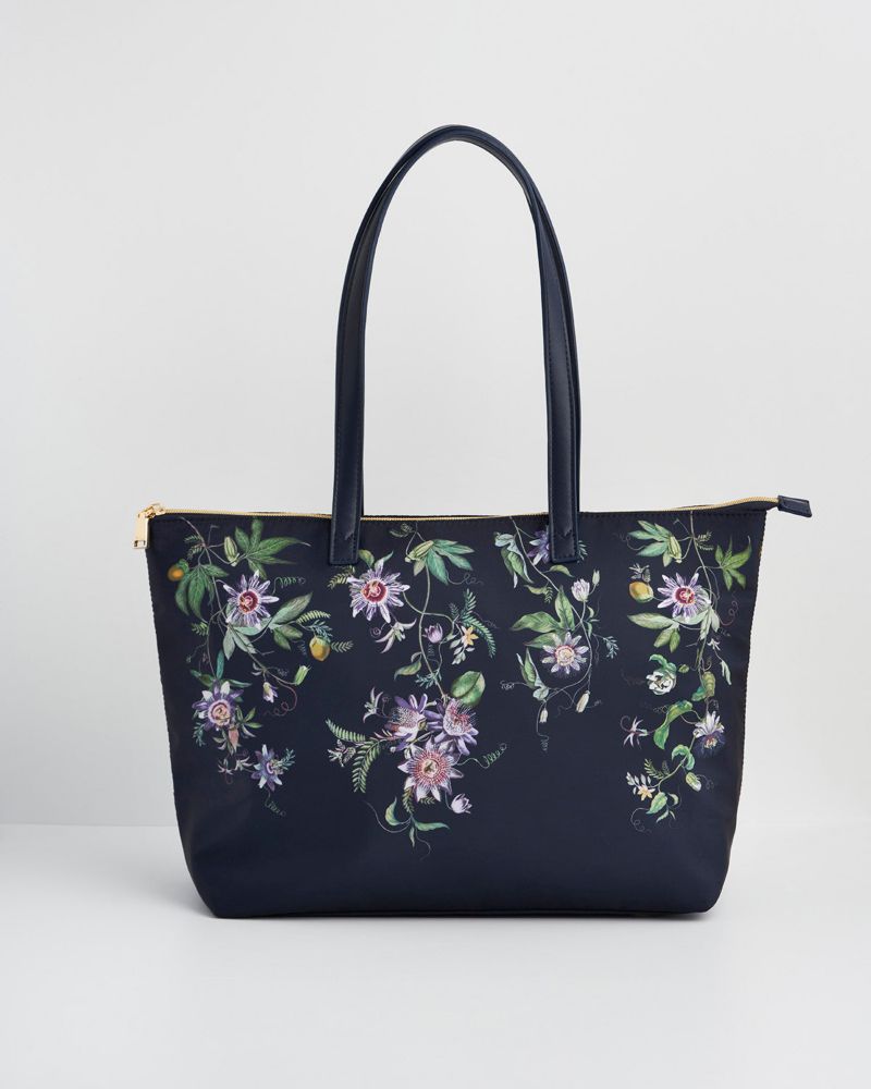 Women's Passion Flower Printed Grab Tote
