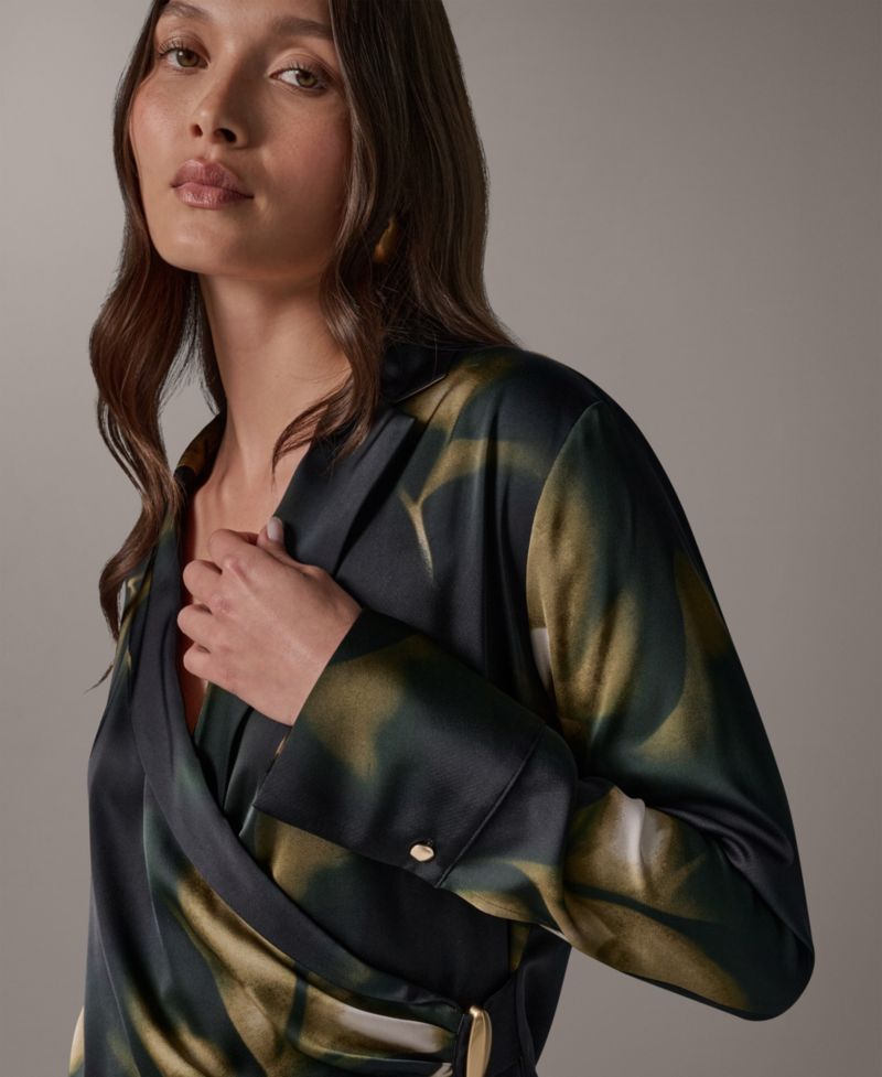 Women's Printed V-Neck Long-Sleeve Blouse