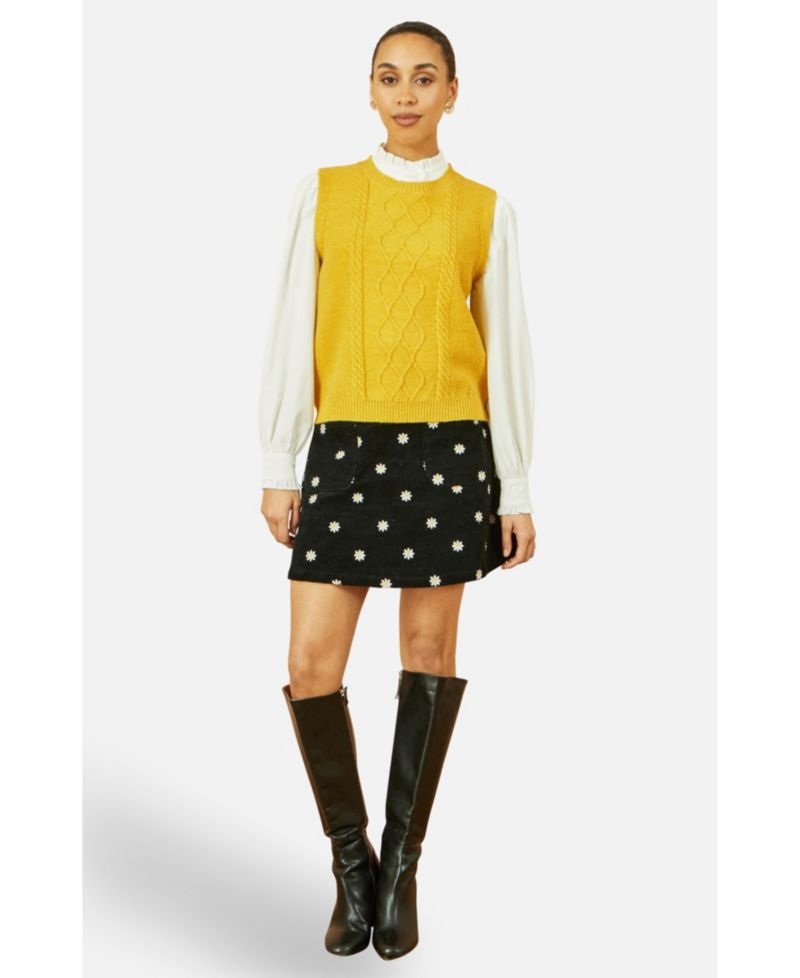 Women's Cable Knit Sleeveless Jumper