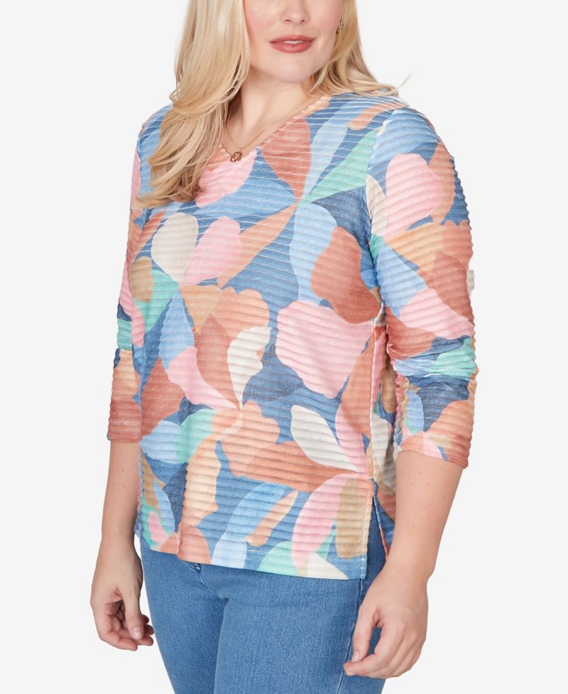 Women's Beachcomber Abstract Floral V-Neck Top