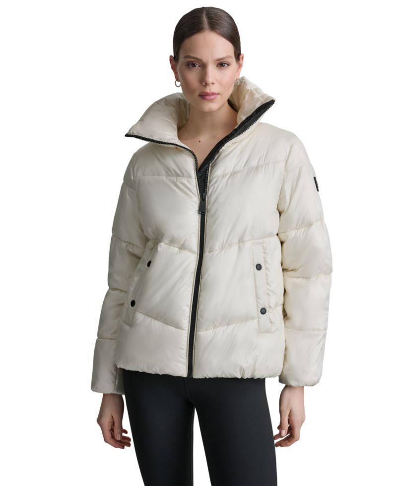 Women's Water-Resistant Quilted Puffer Jacket with Oversized Collar