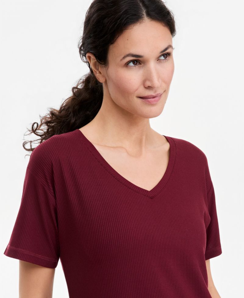 Women's Ribbed Relaxed-Fit V-Neck Tee