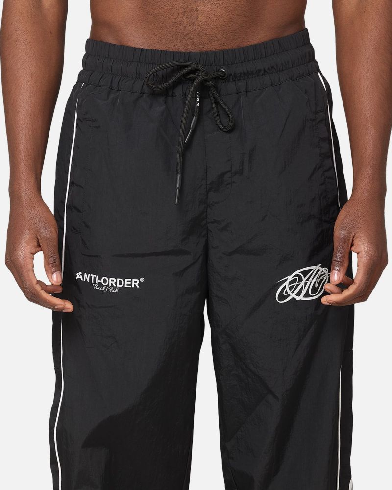 Men's Track Club Nylon Jogger, Black, M