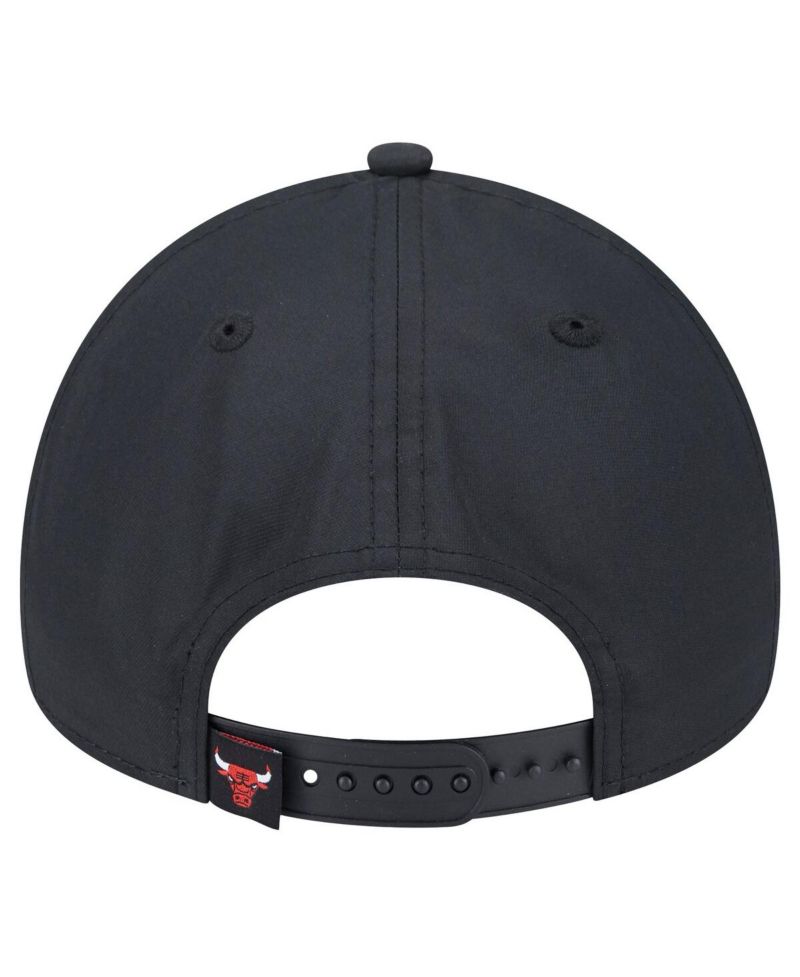 Men's Black Chicago Bulls Throwback Gradient A-Frame 9FORTY Adjustable Hat
